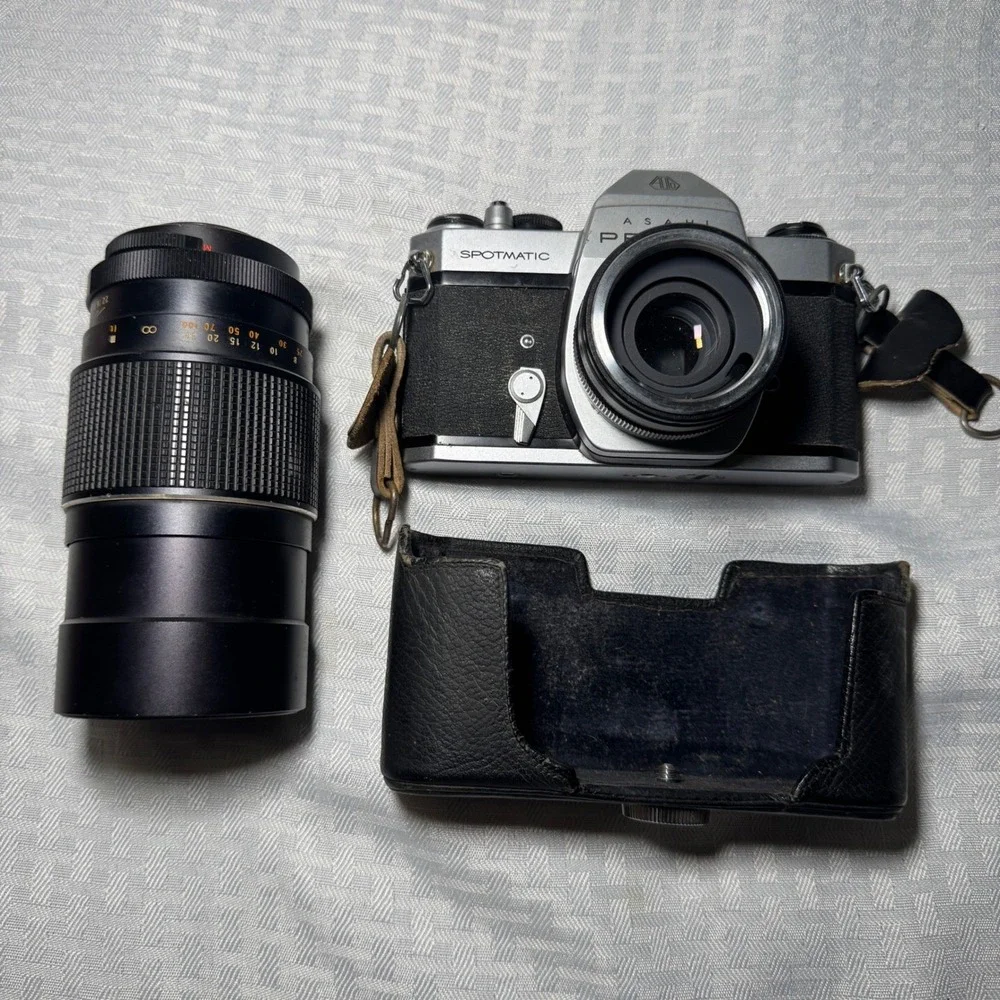 Asahi Pentax Spotmatic 35mm SLR Camera Asanuma 200mm f3.5 Lens Cosmos 2X‎ Kit